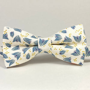 
                  
                    Floral Bloom Print Bow Tie
                  
                