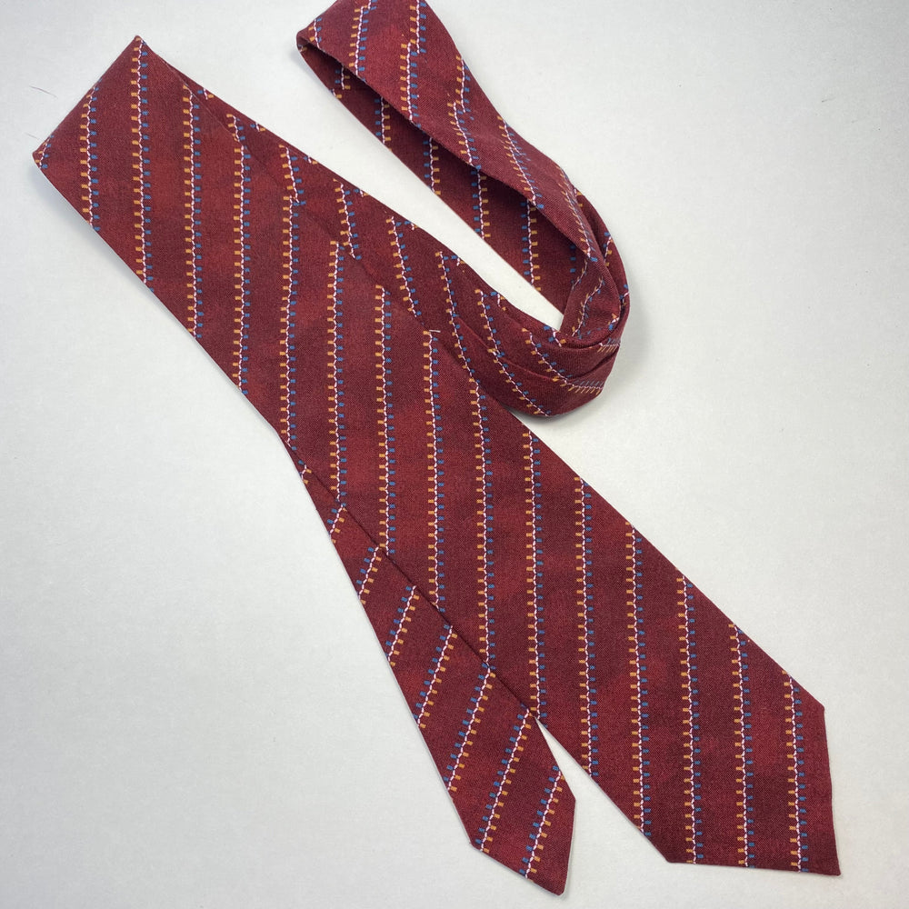 
                  
                    Zipper Stripe Neck tie
                  
                