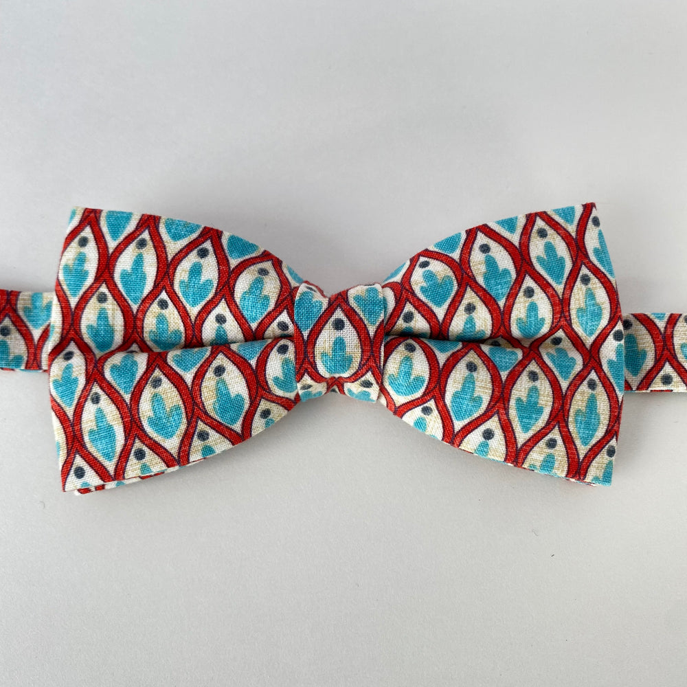 
                  
                    1960's Inspired Scale Print Bow Tie
                  
                