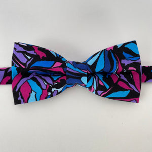 
                  
                    1980's Floral Inspired Bow Tie
                  
                